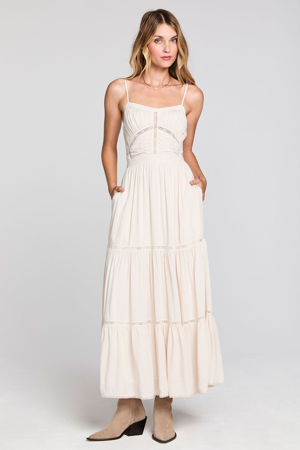 【新品】HLT Jules Knit Docking Tiered Dress Kenzlie Dress in White | Lace Cutout Tiered Dress | Saltwater Luxe
