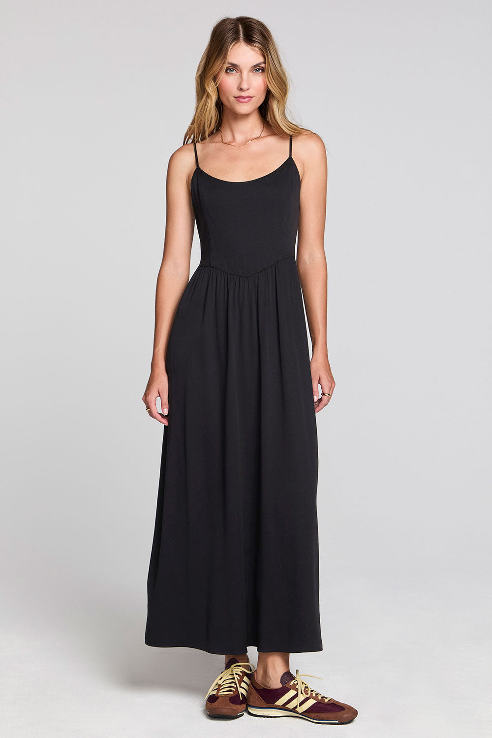 Tarynnia Black Maxi Dress